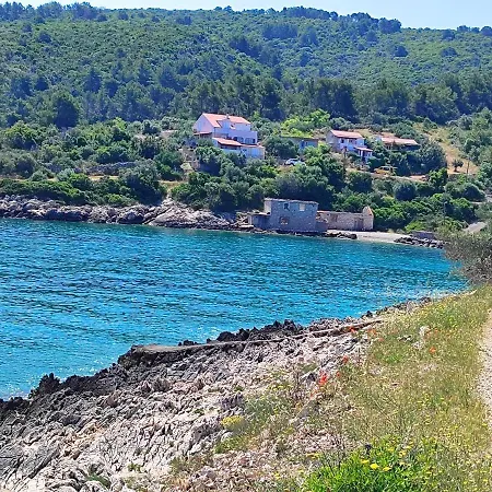 Weekend House Olive Garden *